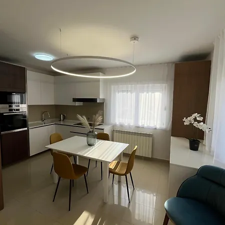 Basanija Lemon Apartment Zambratija (Istria)